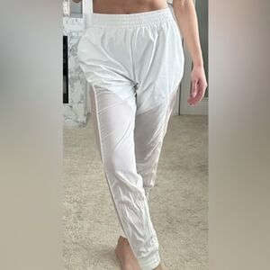 VS Large White Joggers